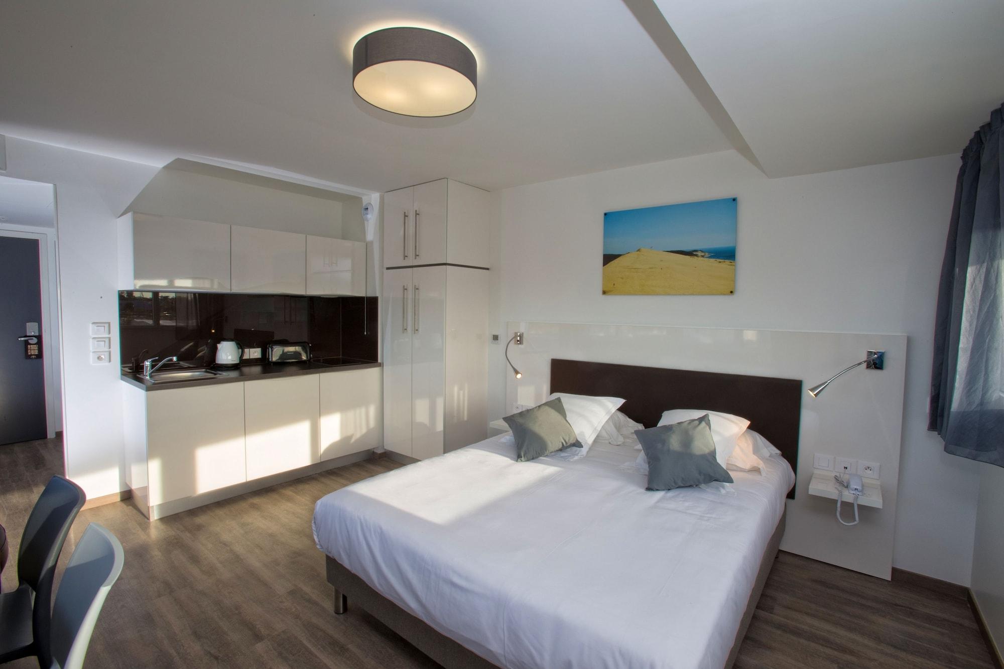 All Suites Appart Hotel Bordeaux Pessac Exteriör bild
