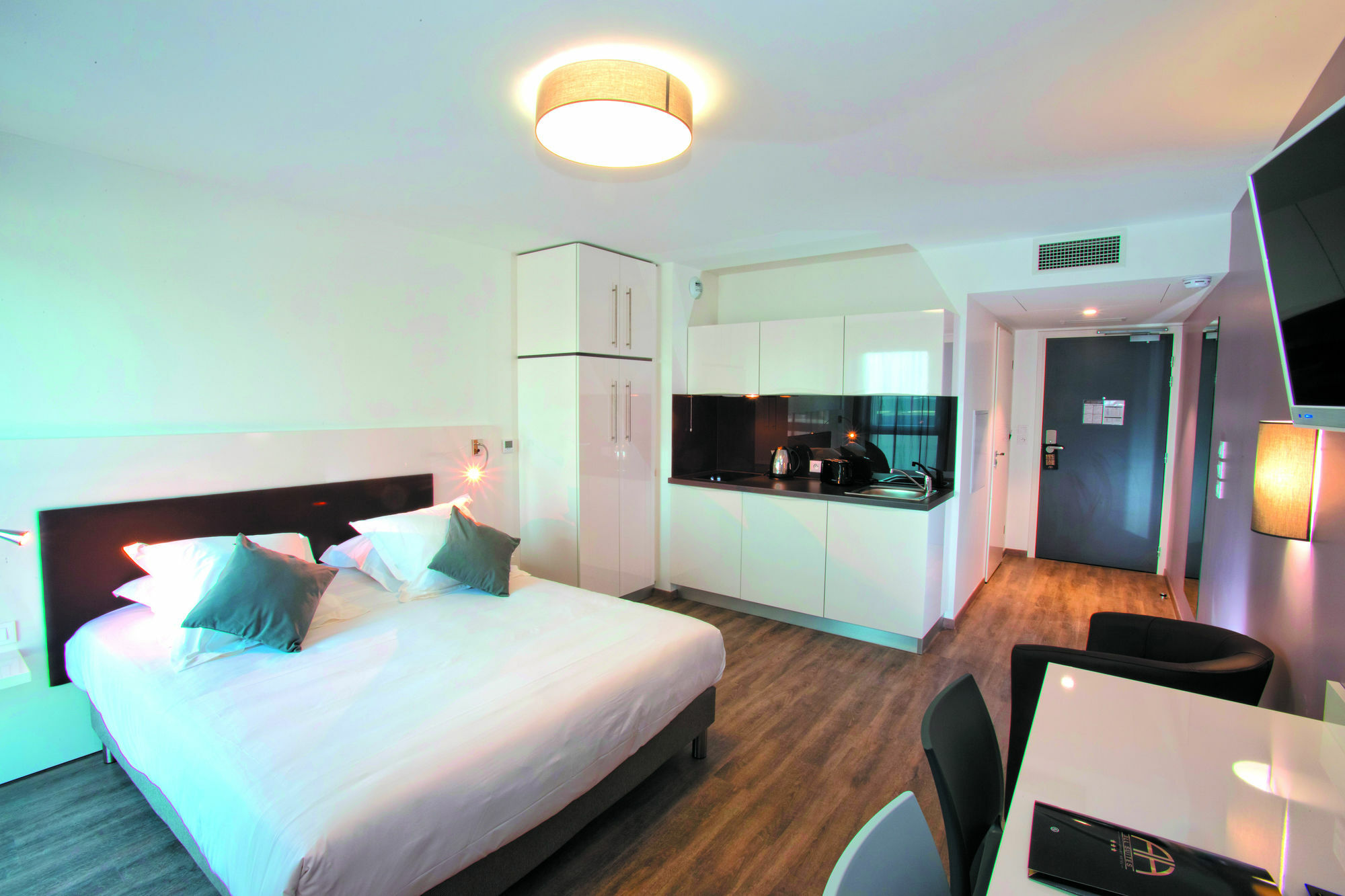 All Suites Appart Hotel Bordeaux Pessac Exteriör bild